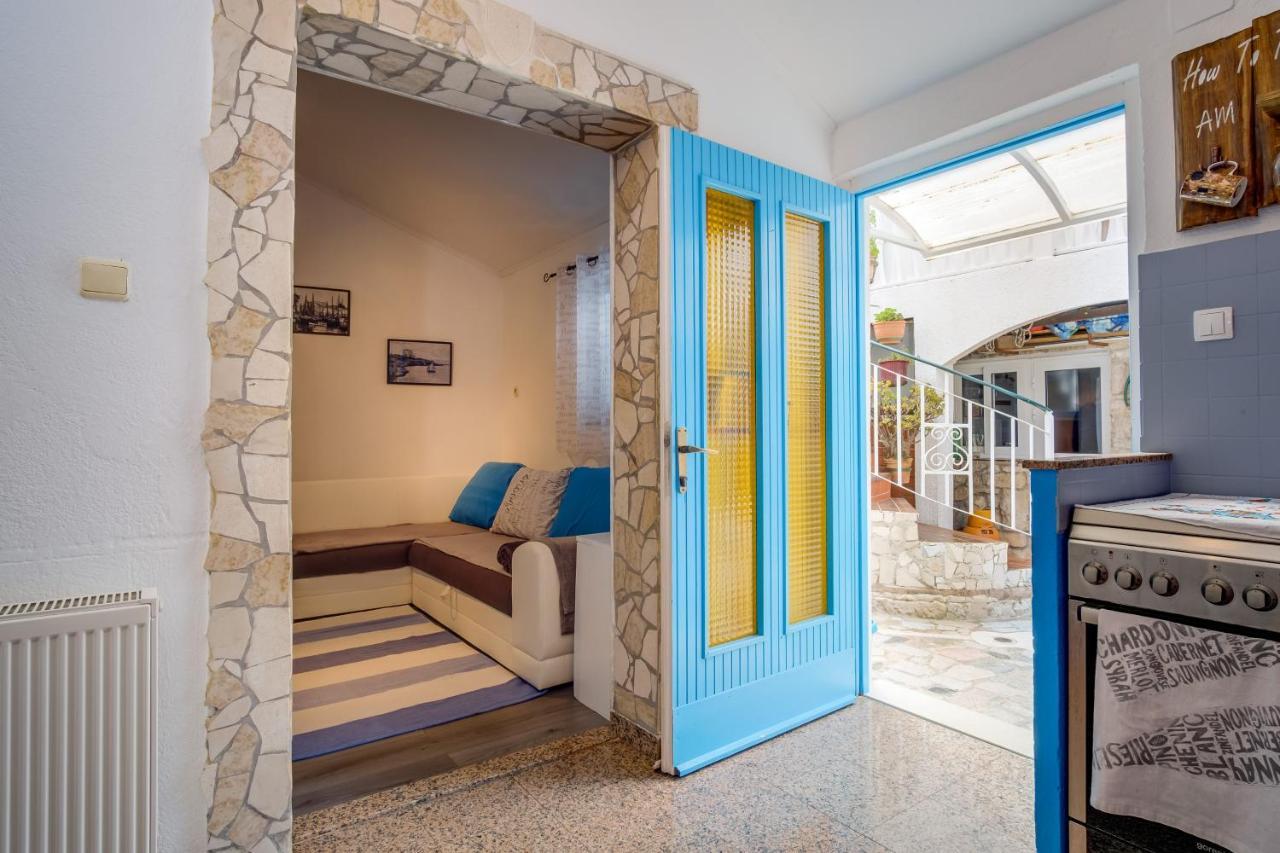 Apartments Kastel Veli Lošinj Buitenkant foto