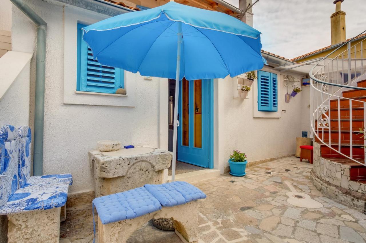 Apartments Kastel Veli Lošinj Buitenkant foto